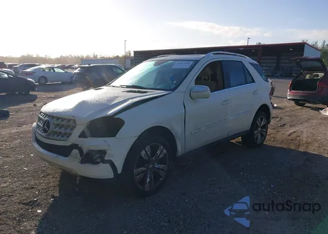 2010 Mercedes-Benz Ml 350 z USA, uszkodzony, nr VIN 4JGBB5GB7AA581253